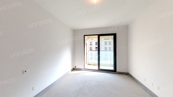 融创悦秀园二手房实景图