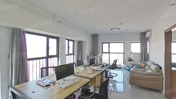 美的置业广场二手房实景图