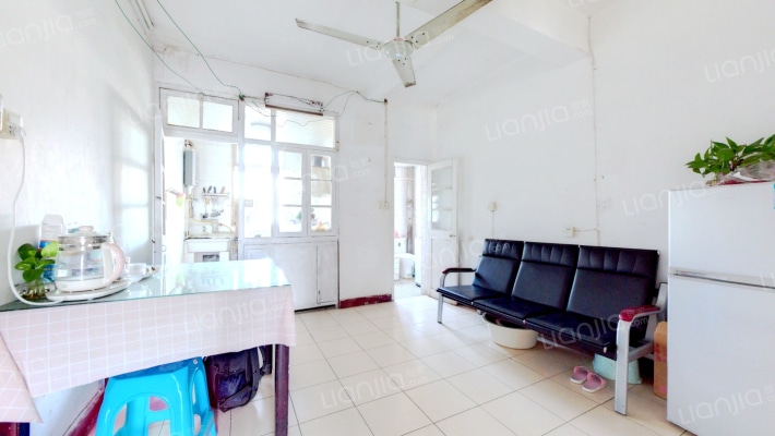 月亮河新村二手房实景图