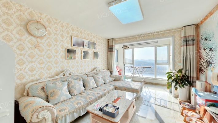 海信依云小镇二手房实景图