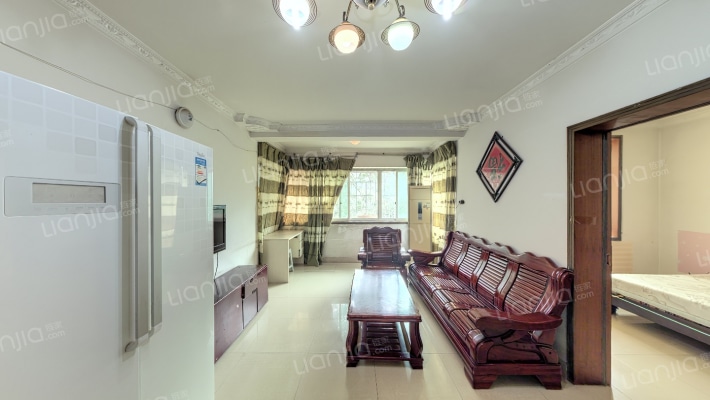 爱华隆兴嘉园二手房实景图