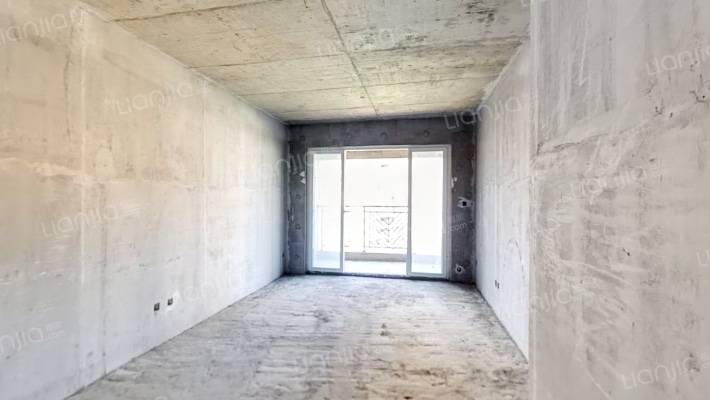 湖畔森邻二手房实景图