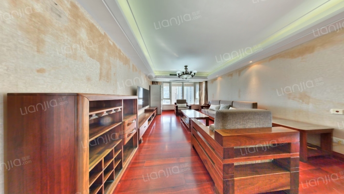 金地栖霞居二手房实景图