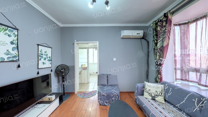 名仕园小区二手房实景图