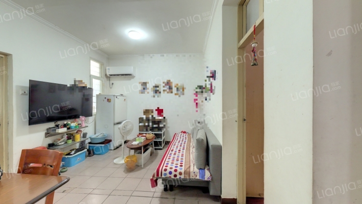 小卫街69号二手房实景图