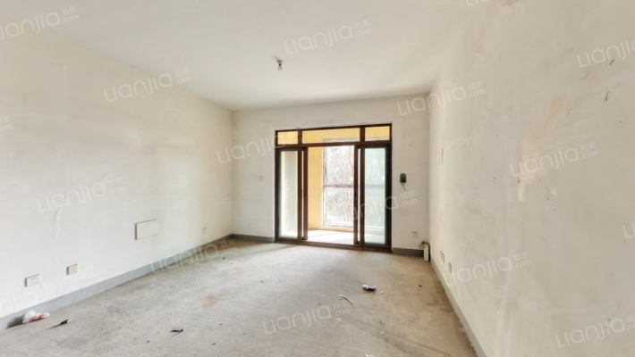 英郦庄园二手房实景图