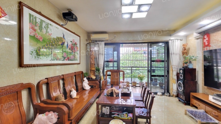 金地外滩8号二手房实景图