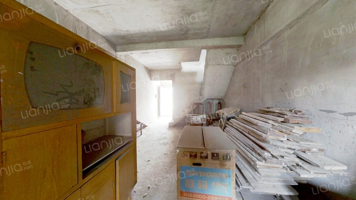 人信假日威尼斯二手房实景图