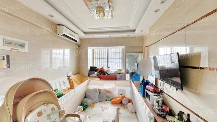 金山国际二手房实景图