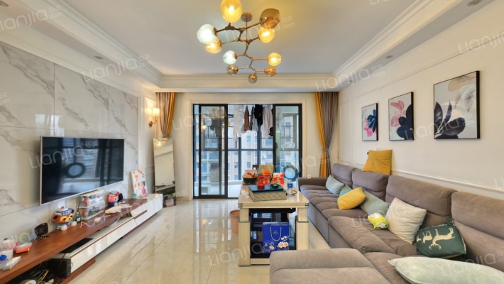 名家翡翠花园二手房实景图