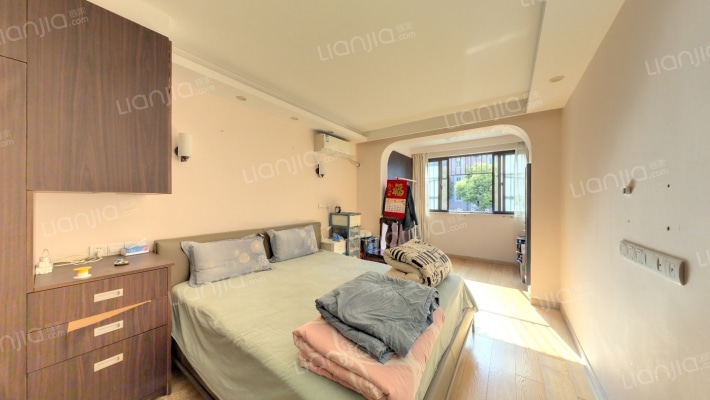 日月新苑二手房实景图