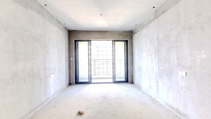 碧桂园·玫瑰臻园二手房实景图