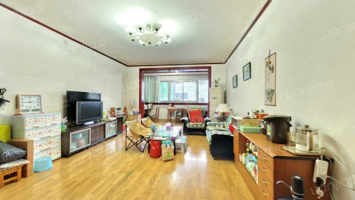 都市公寓二手房实景图