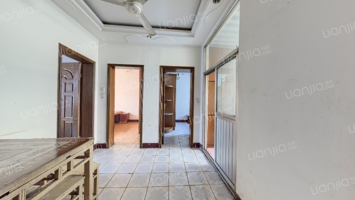 淮阴市第一人民医院宿舍区二手房实景图