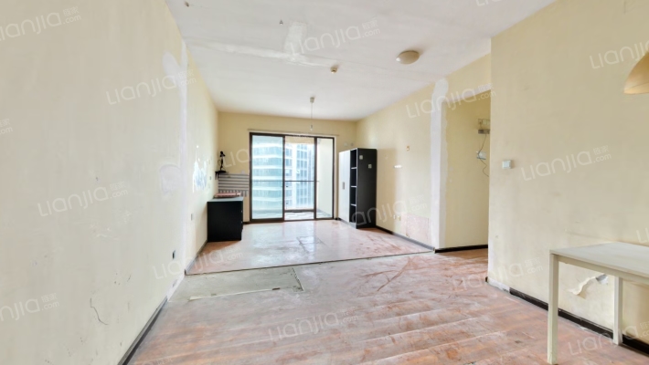 世豪瑞丽二手房实景图