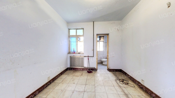 郑密路39号院二手房实景图