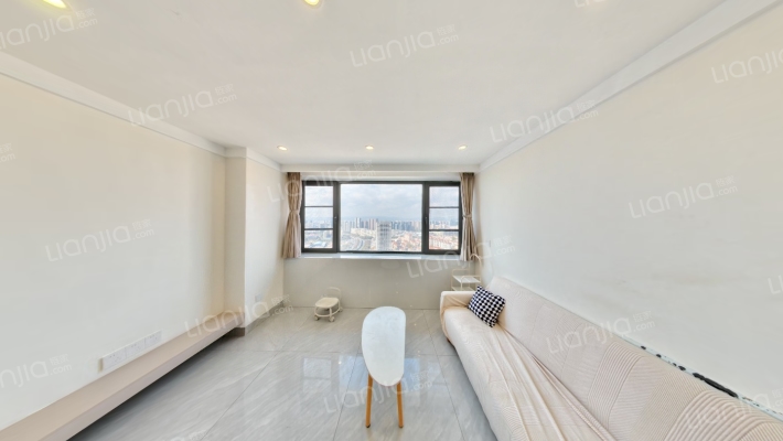 万科翡翠二手房实景图