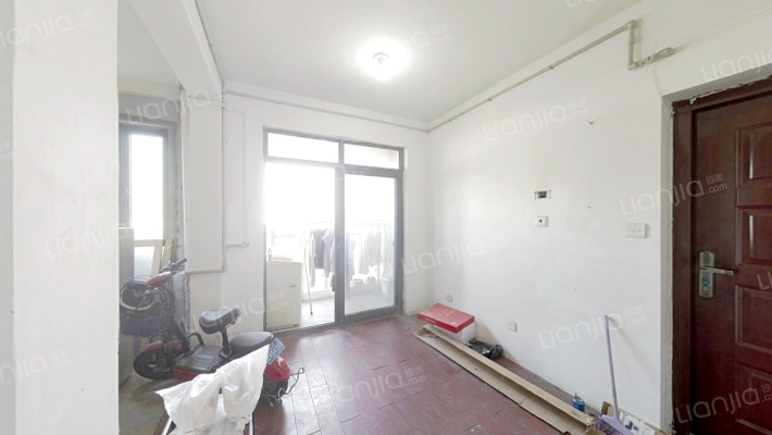 新娄花园二手房实景图