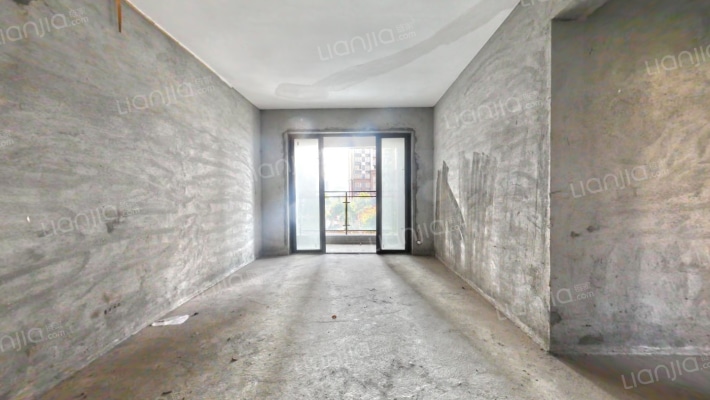 新尚名居二手房实景图