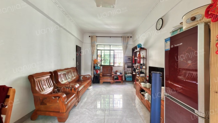 金盘创业新村二手房实景图