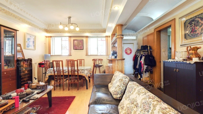 海影大厦二手房实景图