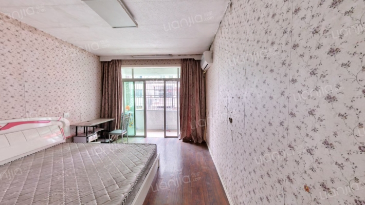 广场路二手房实景图