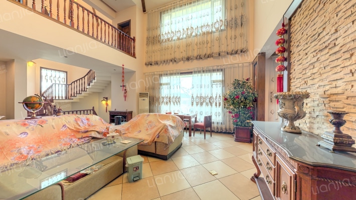 西亚山庄二手房实景图