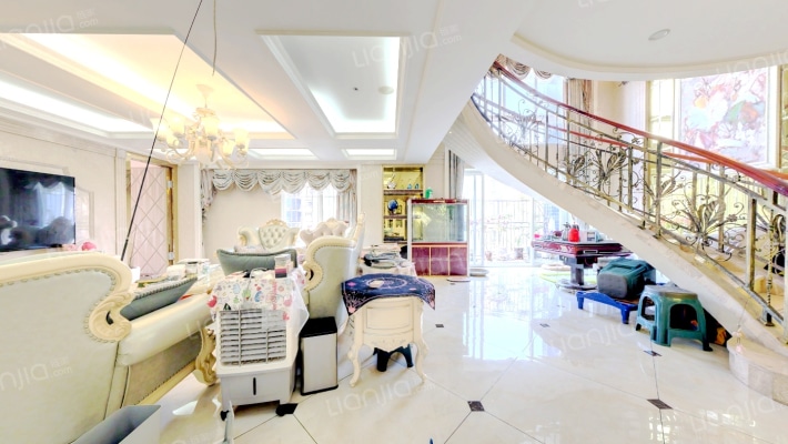 海天花园二手房实景图