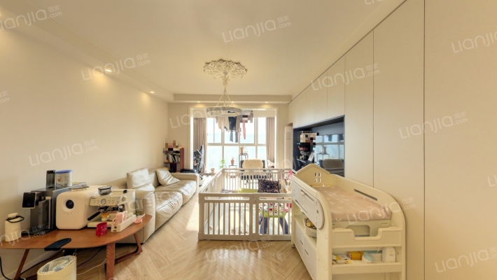 川航佳园二手房实景图