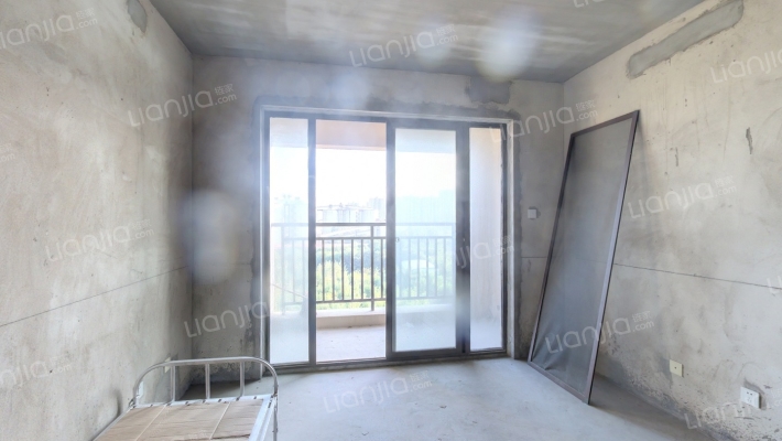 物华苑三期二手房实景图