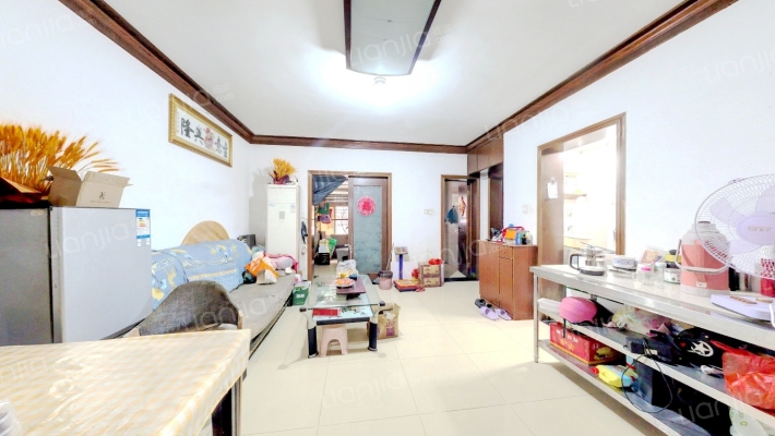 市二院宿舍二手房实景图