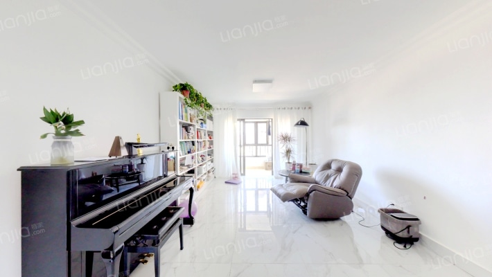 爱丁堡三号院二手房实景图