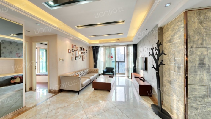 城品华庭二手房实景图