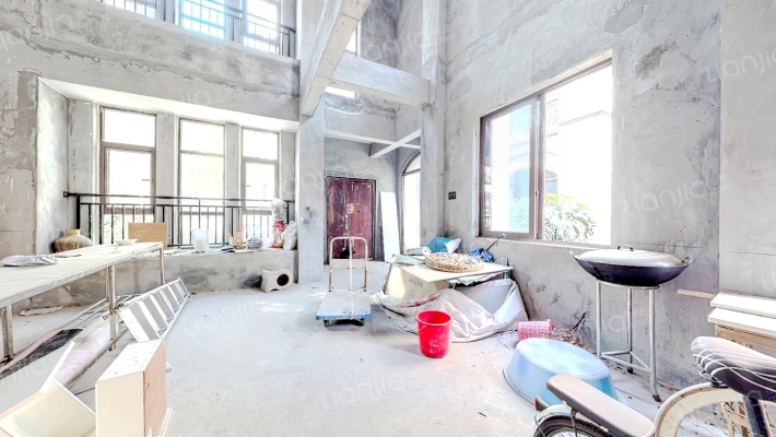 中铁颐禾公馆B区二手房实景图