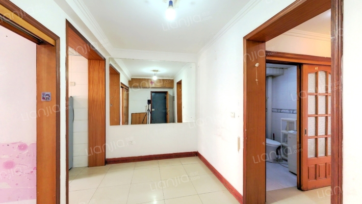 馨龙小区二手房实景图