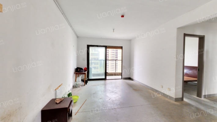 奥山题红樾里二手房实景图