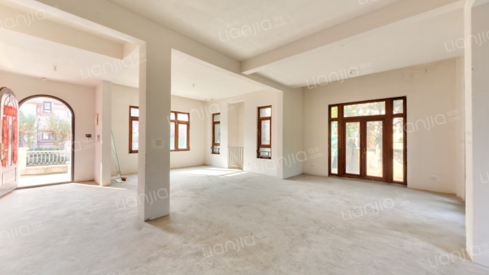 见山独栋二手房实景图