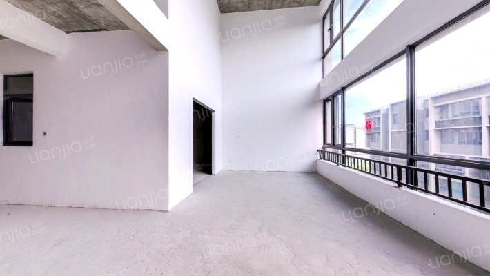 鹏瑞金玥湾二手房实景图