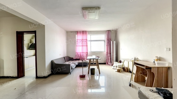 财源小区二手房实景图