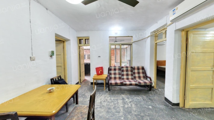 核工业地质局宿舍二手房实景图