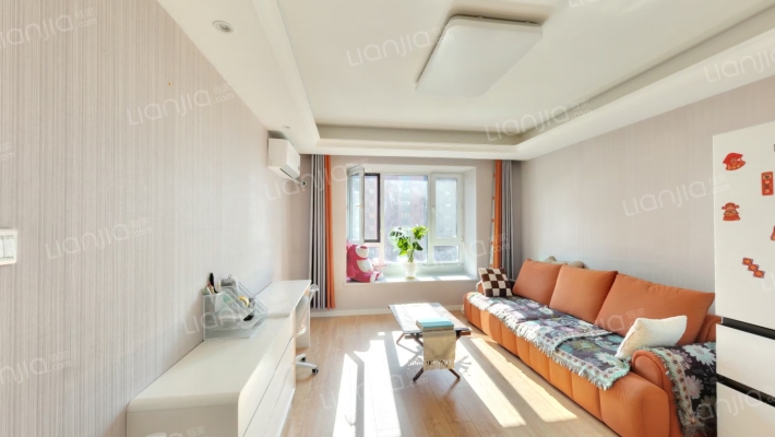 万科西庐文韵园二手房实景图