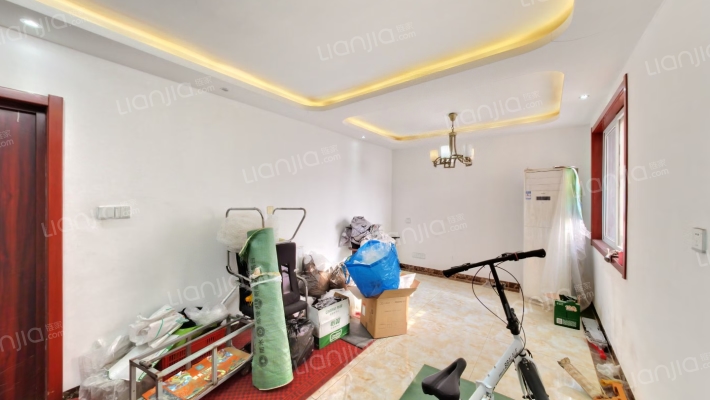 东贺安置小区B区二手房实景图