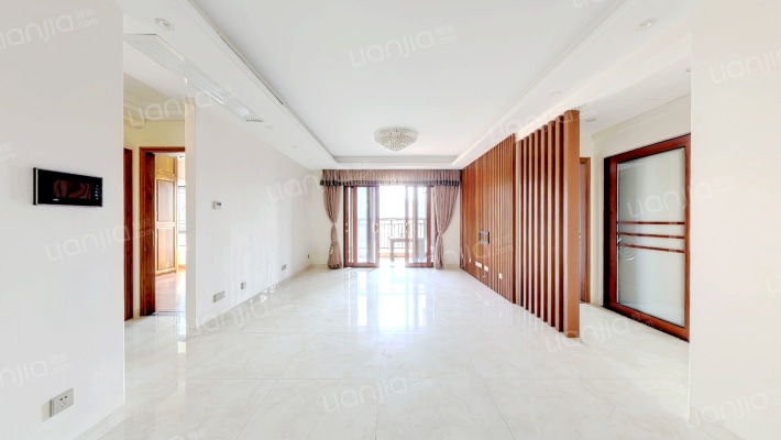 宝翠苑二手房实景图