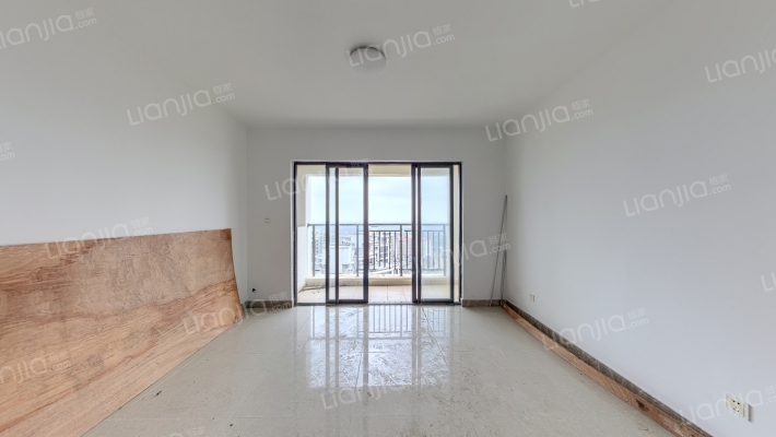 中交新琼雅苑二手房实景图