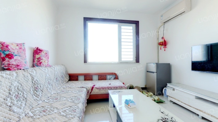 满五唯一 户型方正，双塔区两居室 带装修 采光好-客厅