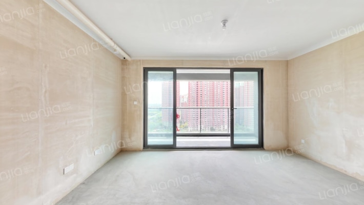 瑞海绿城春和雅院二手房实景图