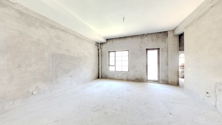 绿色港湾达利庄园二手房实景图