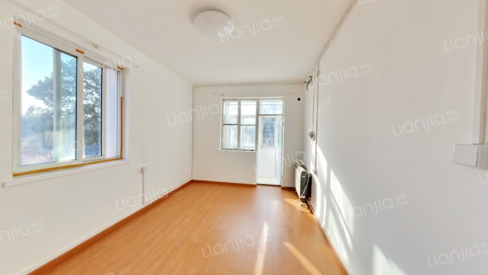 利薄营胡同二手房实景图