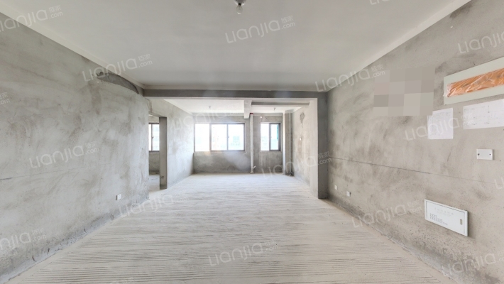 春益雅苑二手房实景图