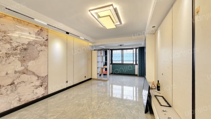 储运库石油小区二手房实景图